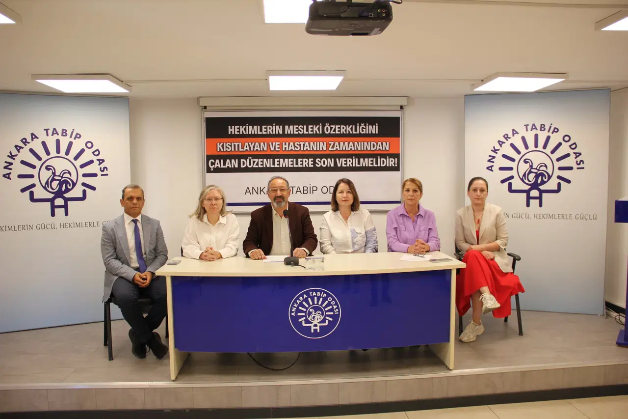 Hekimlerin REDES ve MEDULA isyanı: Mesleki özerkliğimizi kısıtlıyor!